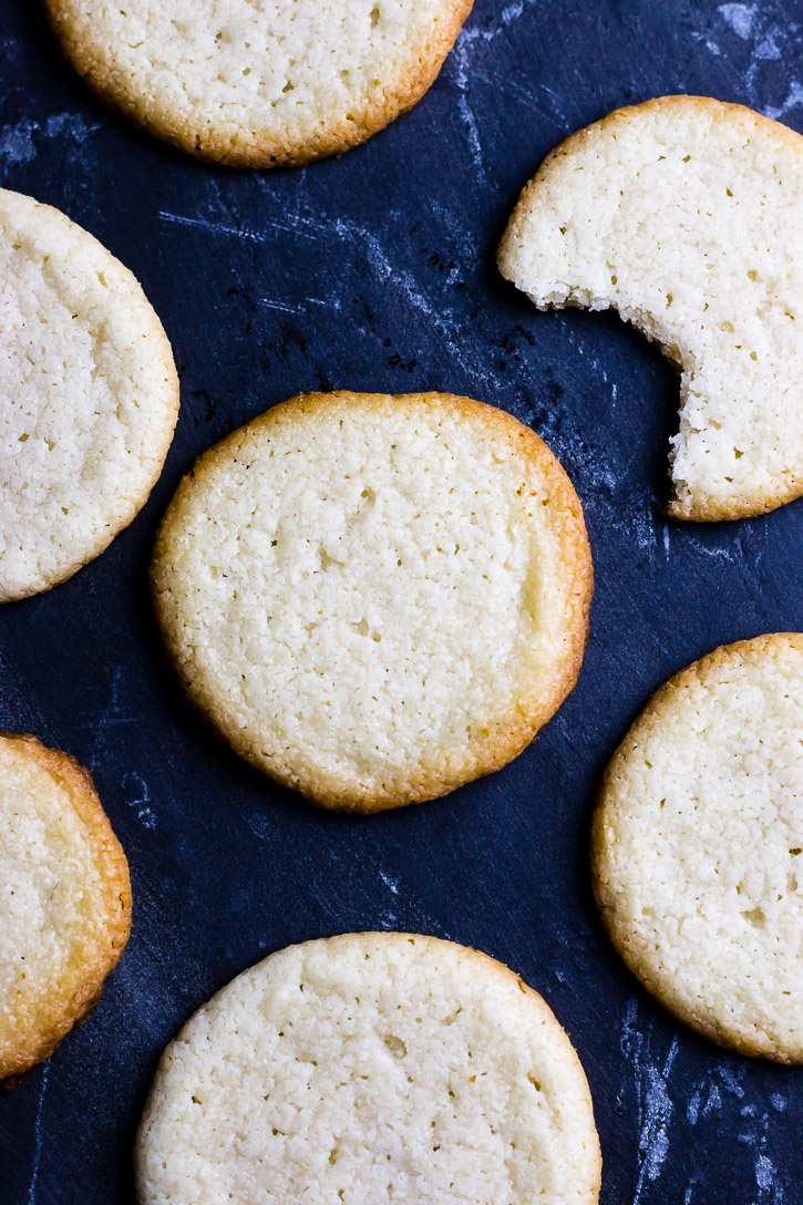 Is it a sugar cookie? Is it a butter cookie? Who cares! These Weird Cheesecake Cookies may confuse, but they taste amazing and are very simple to make. And they actually taste like cheesecake! | www.megiswell.com