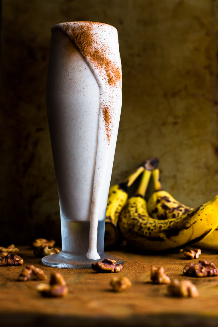 This Banana Bread Protein Shake fills you up and gives you fuel for the rest of the day while also tasting like a delicious slice of banana bread. | www.megiswell.com