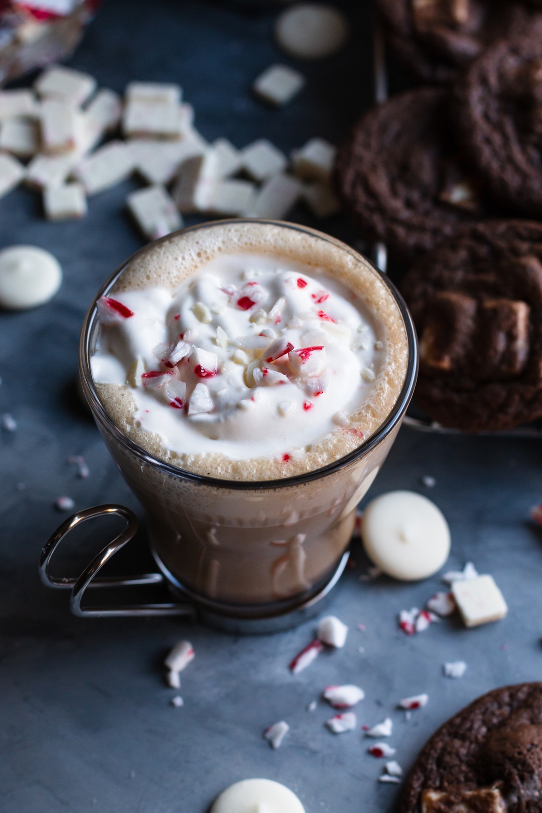 This White Chocolate Latte is perfect to sip on during the holidays in your comfy Christmas socks. | Christmas | Holiday | espresso | www.megiswell.com